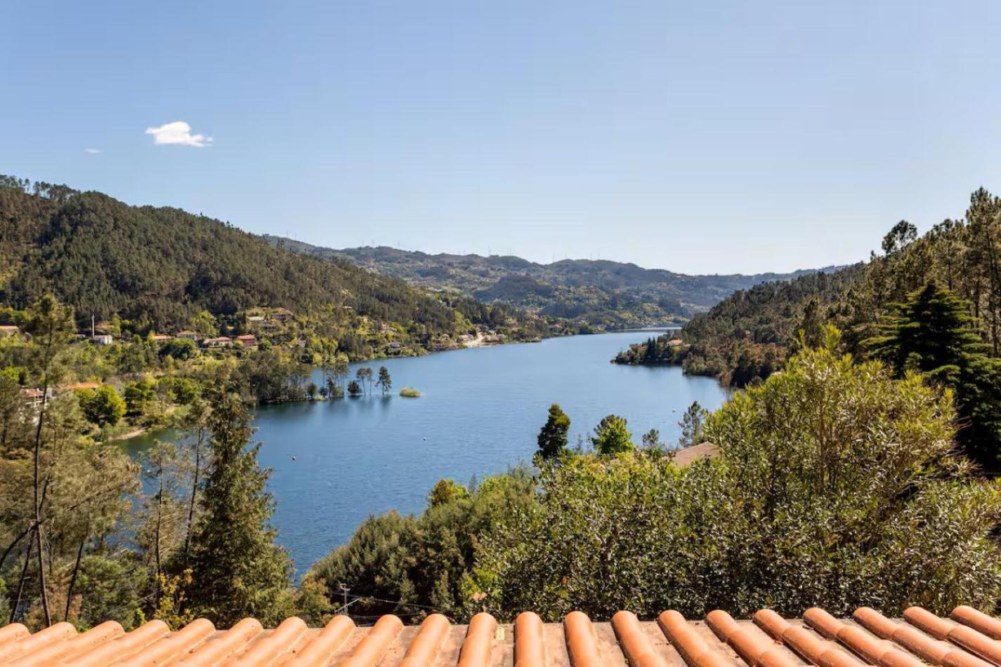 Geres Mountain Lake Views By Geres Casas المظهر الخارجي الصورة